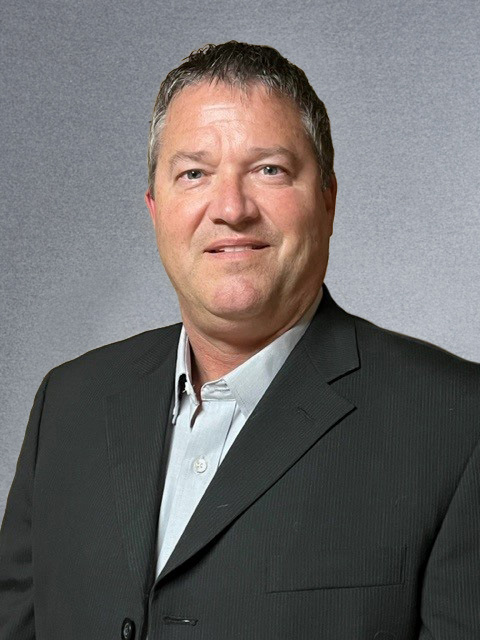 Dennis_grey