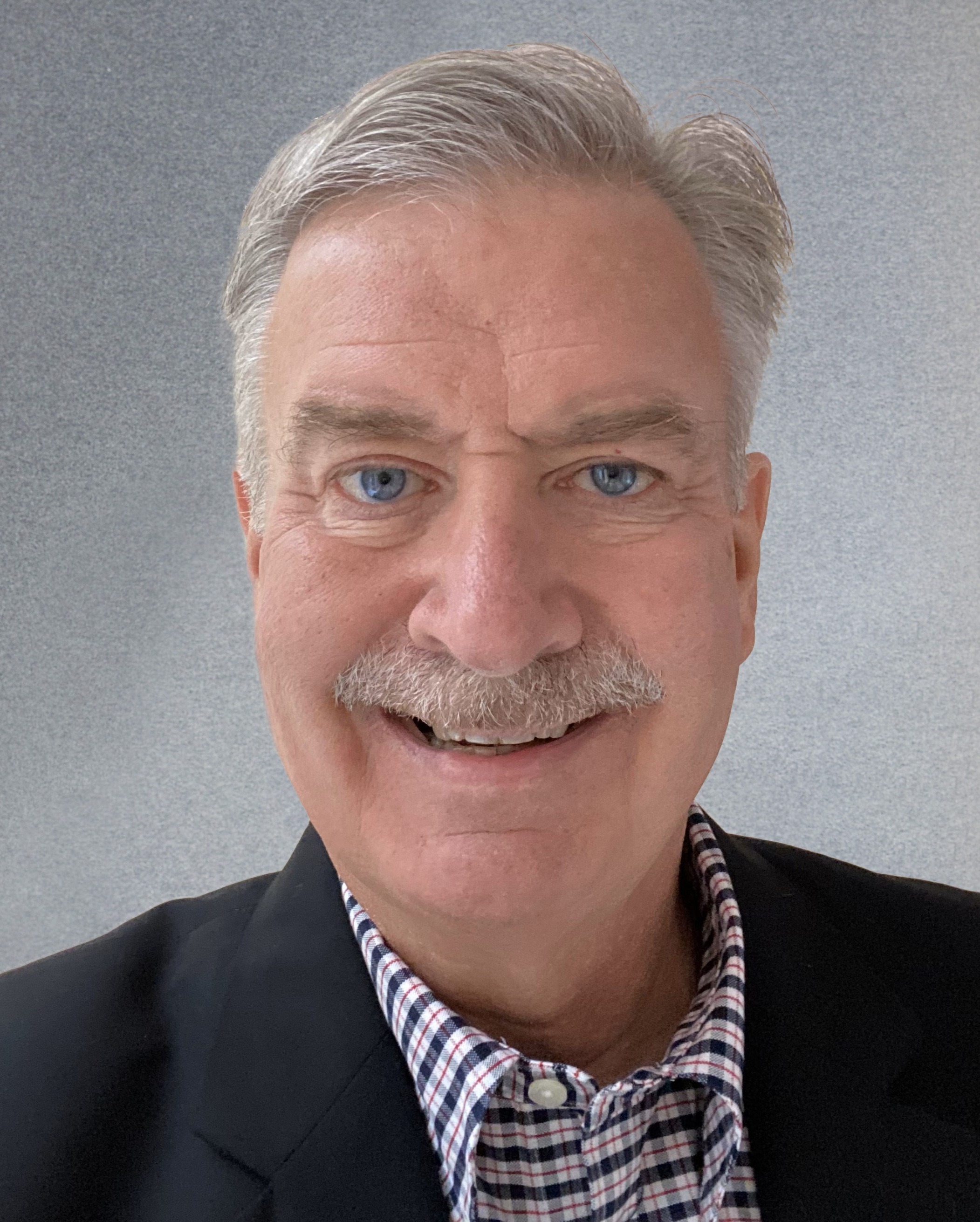 Jay Holmdal_grey